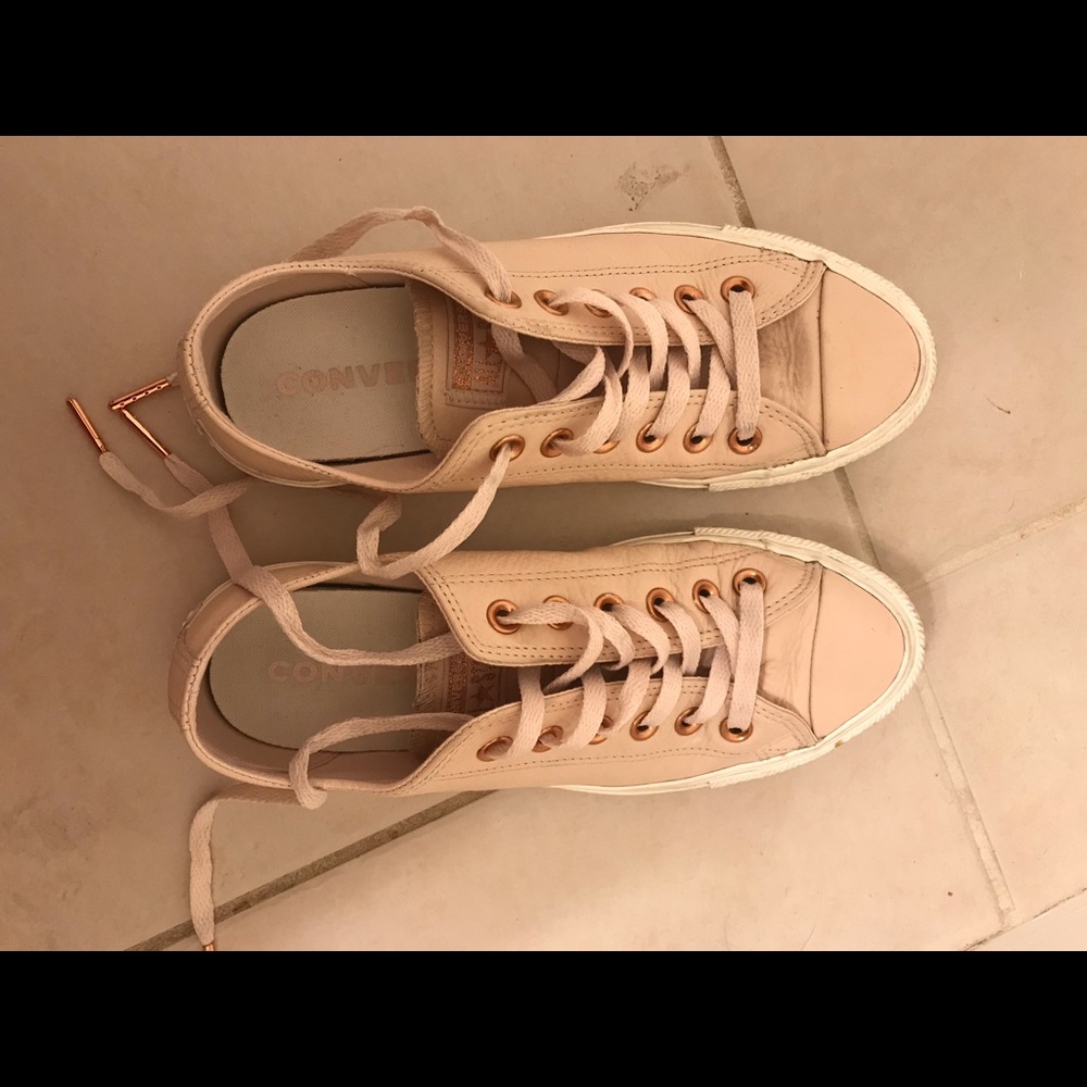 Rose gold women’s converse